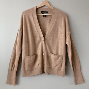 Tahari 100% extra fine merino wool cardigan MED knit sweater tan